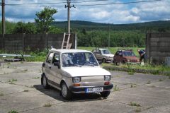 Návštěva příznivců Fiatů 126 alias "Maluchů" - příjezd do muzea. 17. 6. 2017, Zdeněk Kresa.
