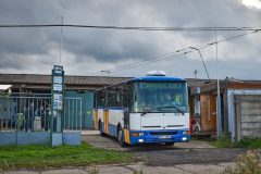 Karosa B952E se vydává na cestu ze strašického Muzea dopravy zpět do Prahy. 11. 9. 2022, Zdeněk Kresa.